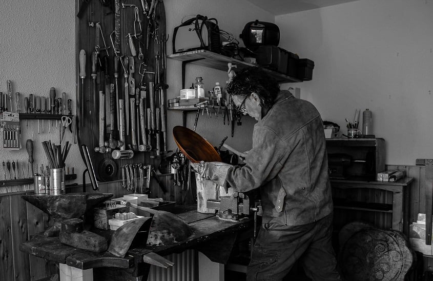 Irish Metalwork Artist Irish Metalwork Artist